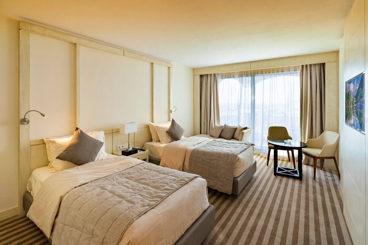 presidential suite | minibar, in-room safe, desk, blackout curtains