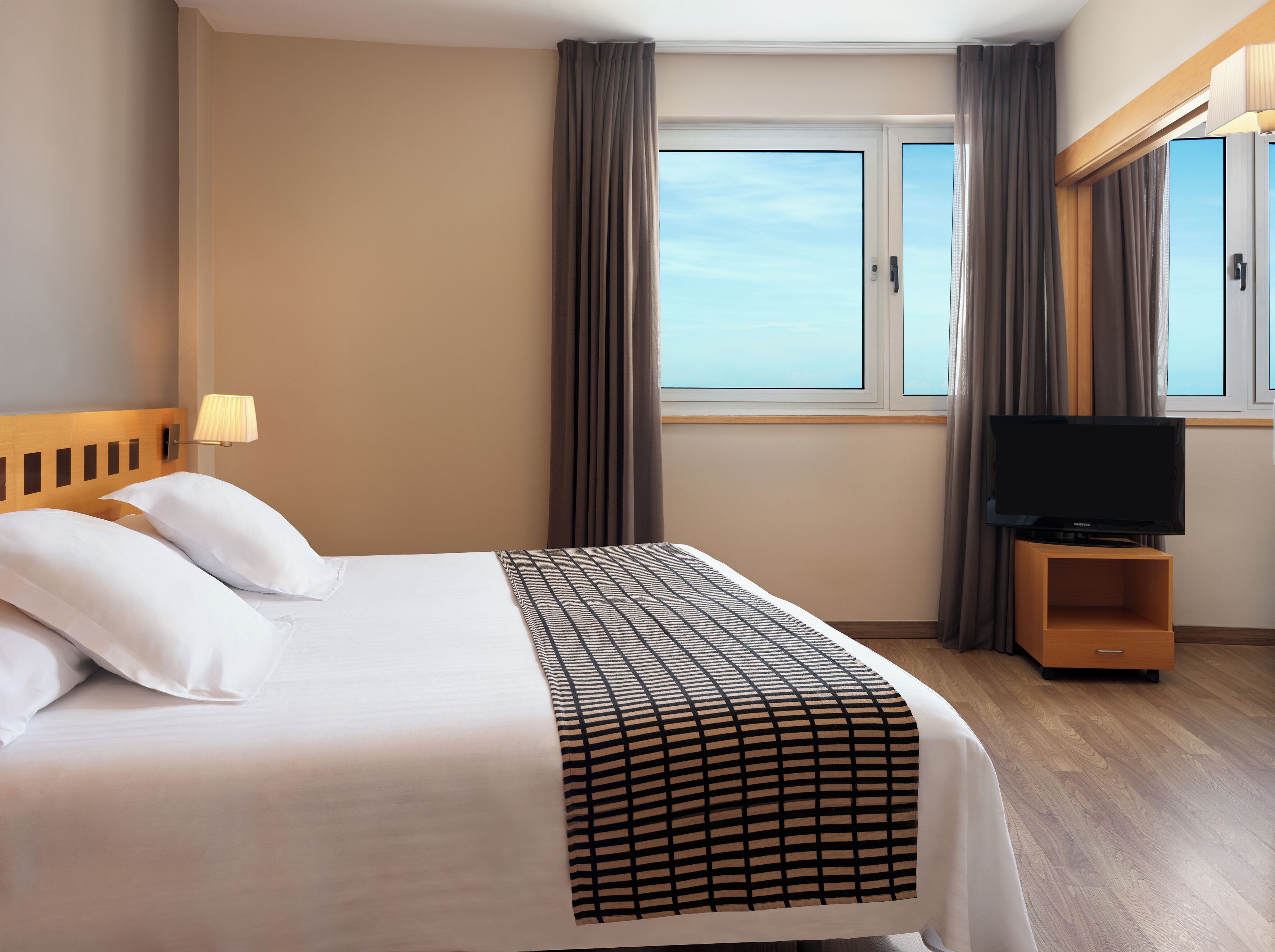 Premium bedding, minibar, in-room safe, desk