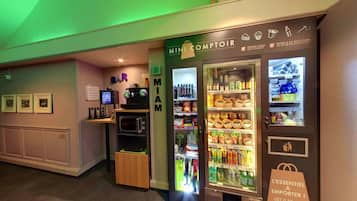 Snack-bar