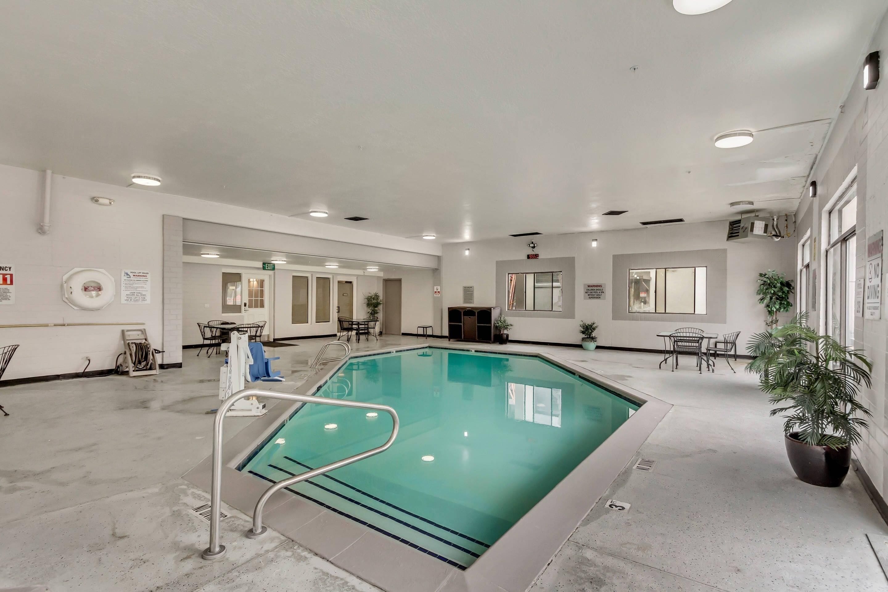 Una piscina techada