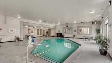 Una piscina techada
