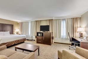 1 bedroom, premium bedding, pillow-top beds, desk