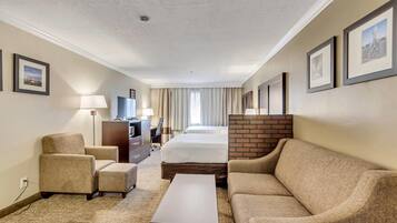 Studio Suite, Multiple Beds, Non Smoking | Premium bedding, pillowtop beds, desk, iron/ironing board