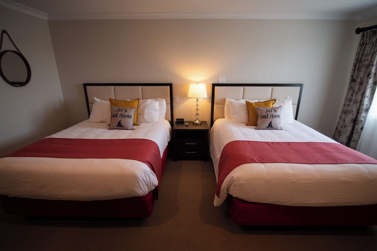 Room | Iron/ironing board, free cribs/infant beds, rollaway beds, free WiFi