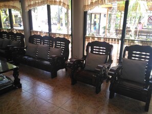 Lobby sitting area - Tubod Flowing Waters Resort (Talisay)