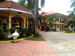 Gazebo - Tubod Flowing Waters Resort (Talisay)