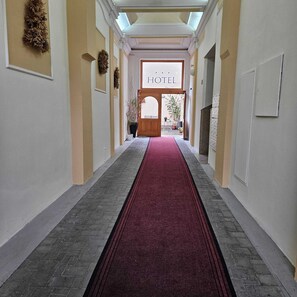Exterior - Hotel Claris (Prague)