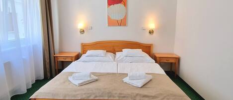 Superior-Doppelzimmer (in hotel Claris) | Schreibtisch, Verdunkelungsvorhänge, kostenloses WLAN, Bettwäsche