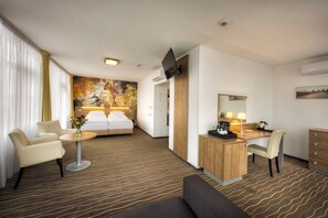 Executive Studio Suite