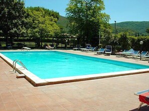 Außenpool (je nach Saison geöffnet)