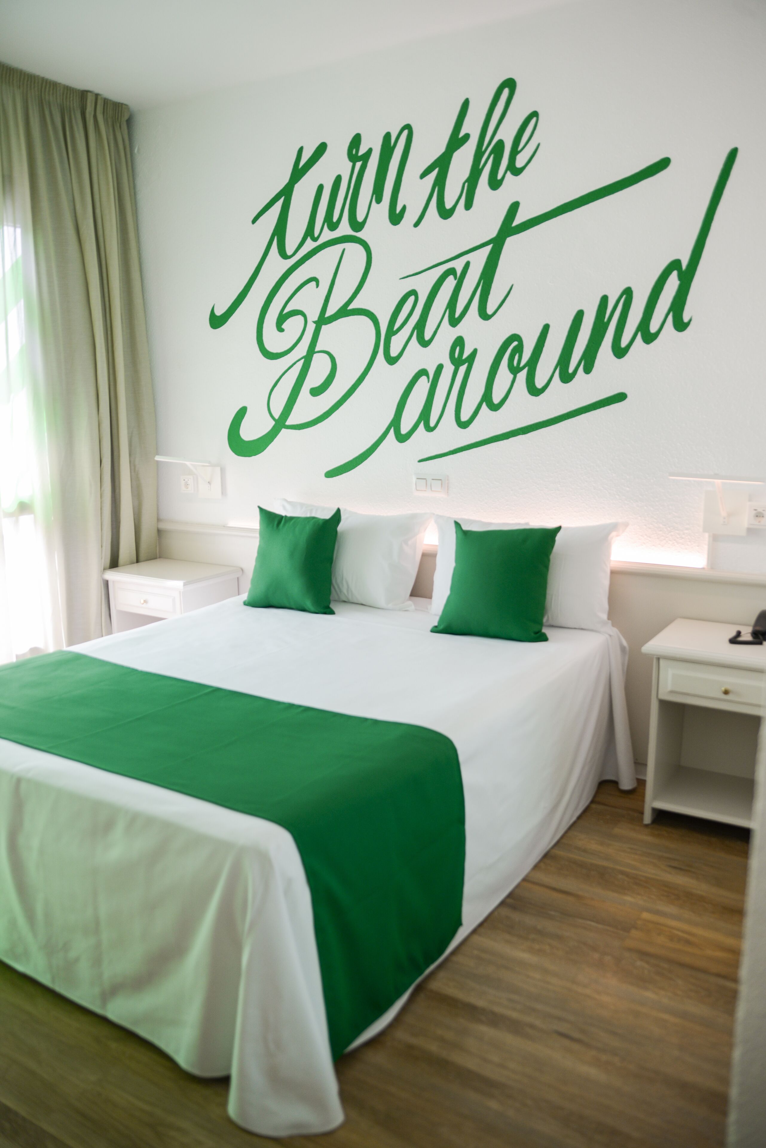 1 bedroom, minibar, desk, iron/ironing board