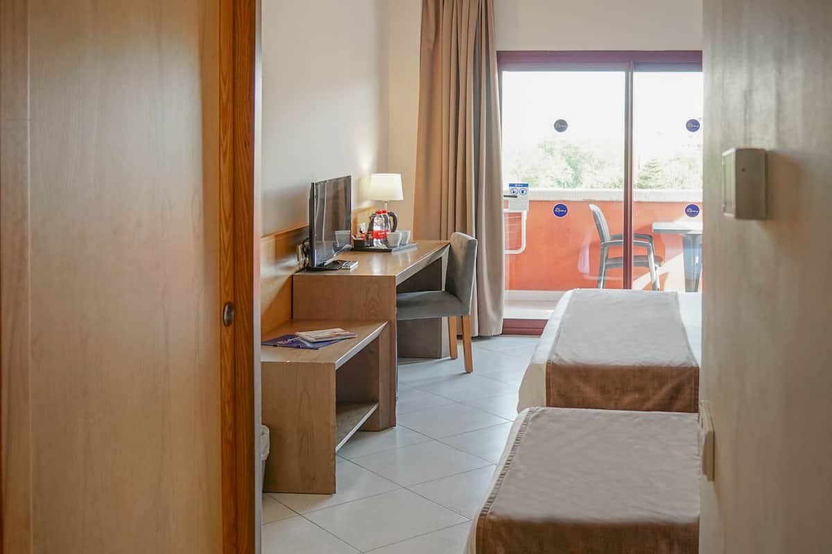 1 bedroom, minibar, in-room safe, desk