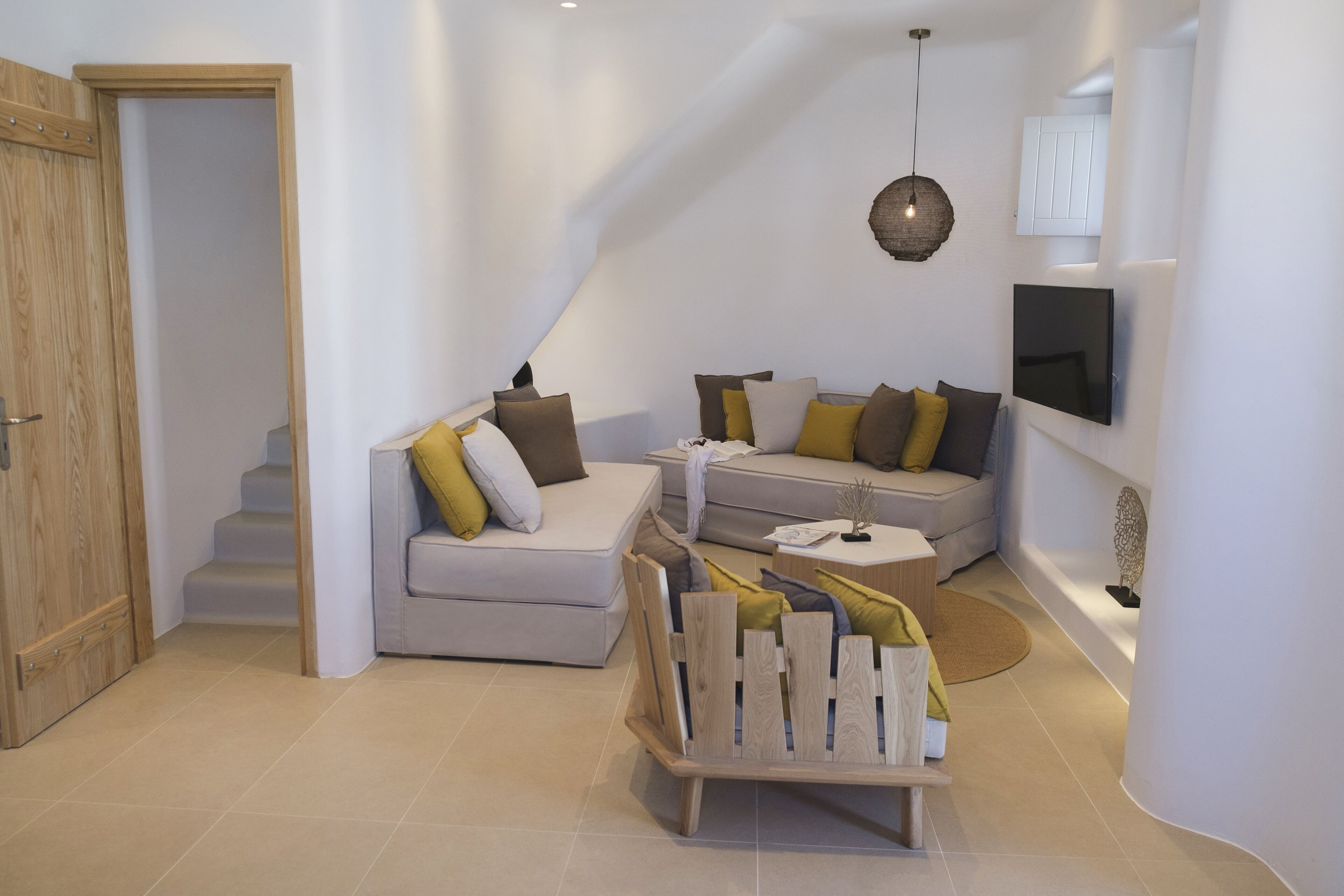 superior apartment, 2 bedrooms | living room | lcd tv