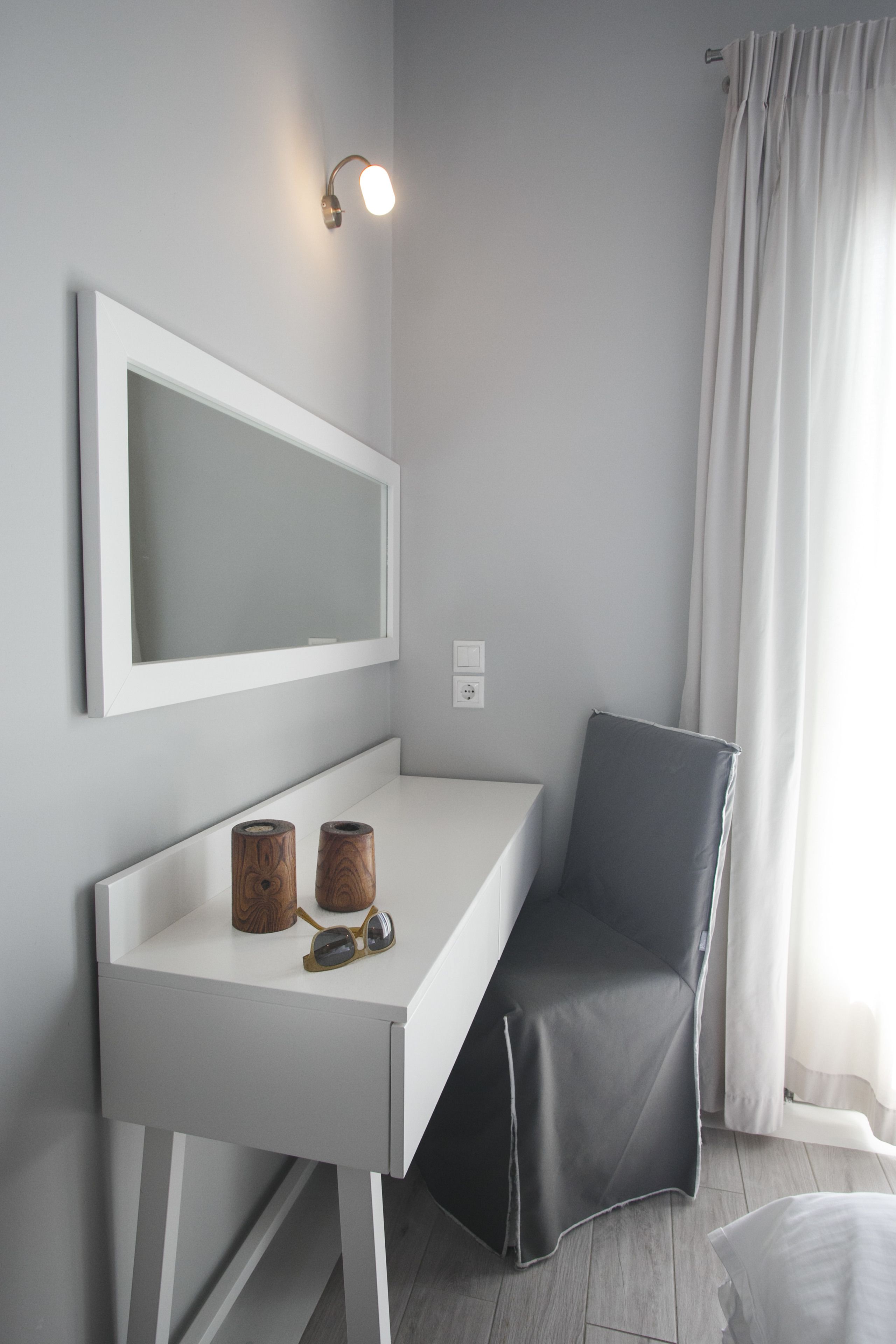 standard room | in-room safe, blackout curtains, free wifi, bed sheets