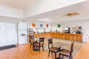 Petit déjeuner buffet compris tous les jours