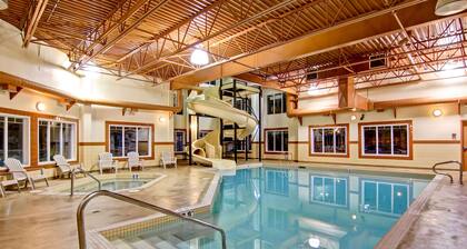 Ramada by Wyndham Ponoka