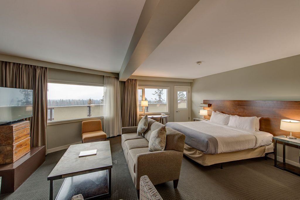 Living area | 50-inch TV with satellite channels, books