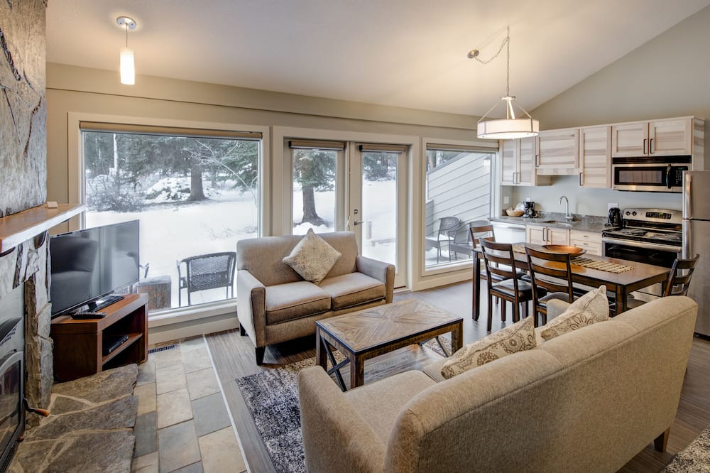 luxury hotels in Banff