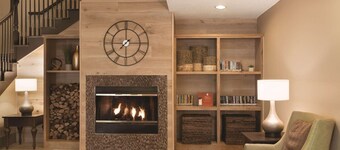 Country Inn & Suites by Radisson, Indianapolis Airport South, IN