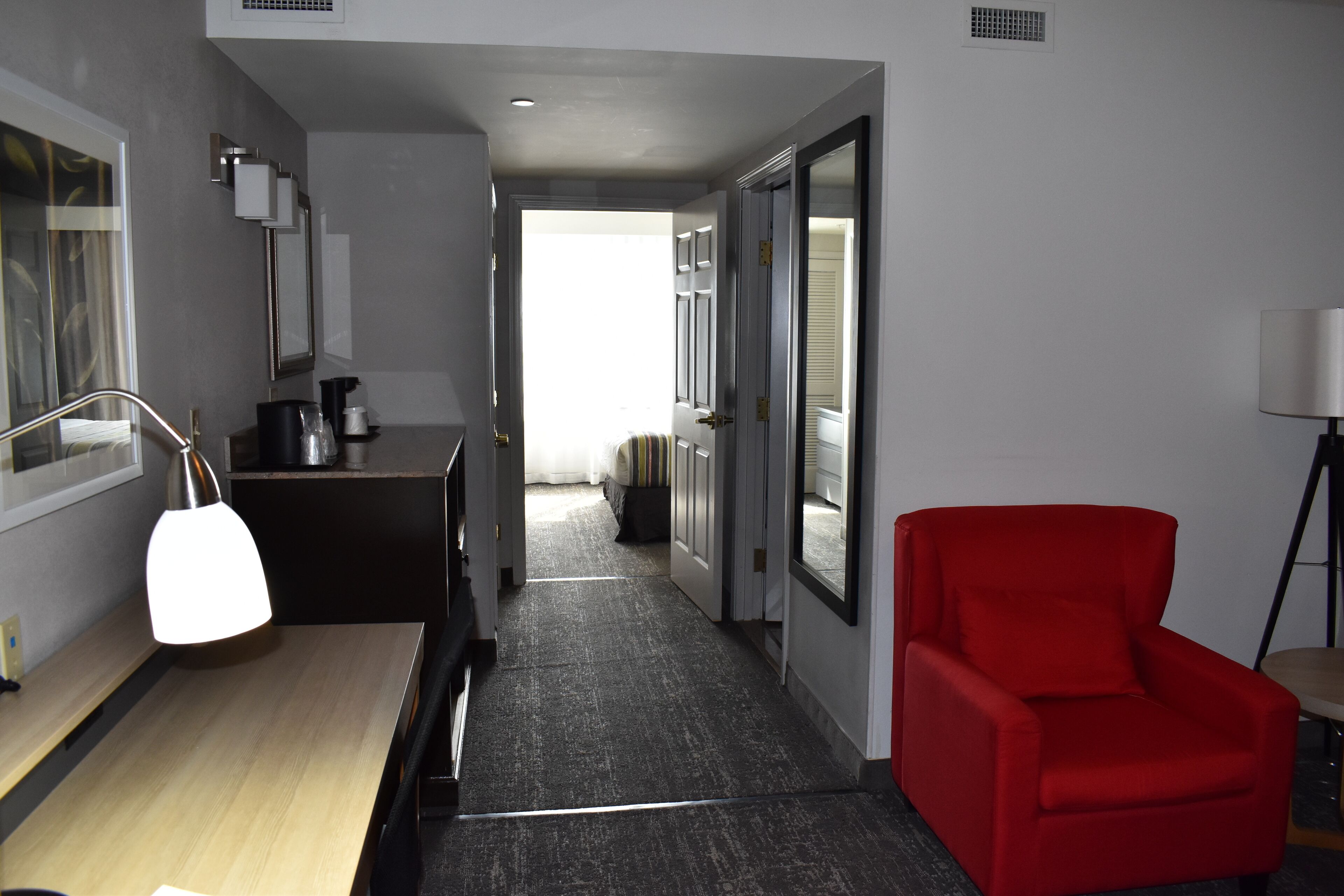 suite, 1 bedroom, non smoking | living room | tv, pay films