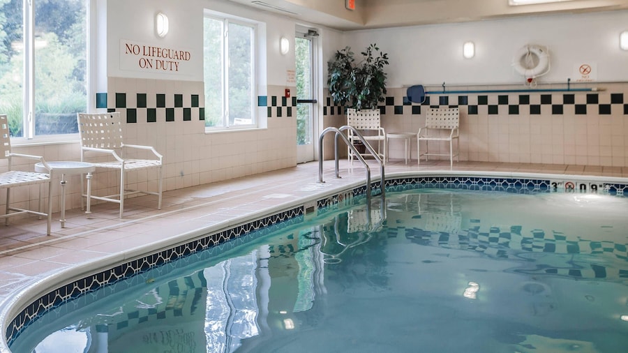 Comfort Suites Independence - Kansas City