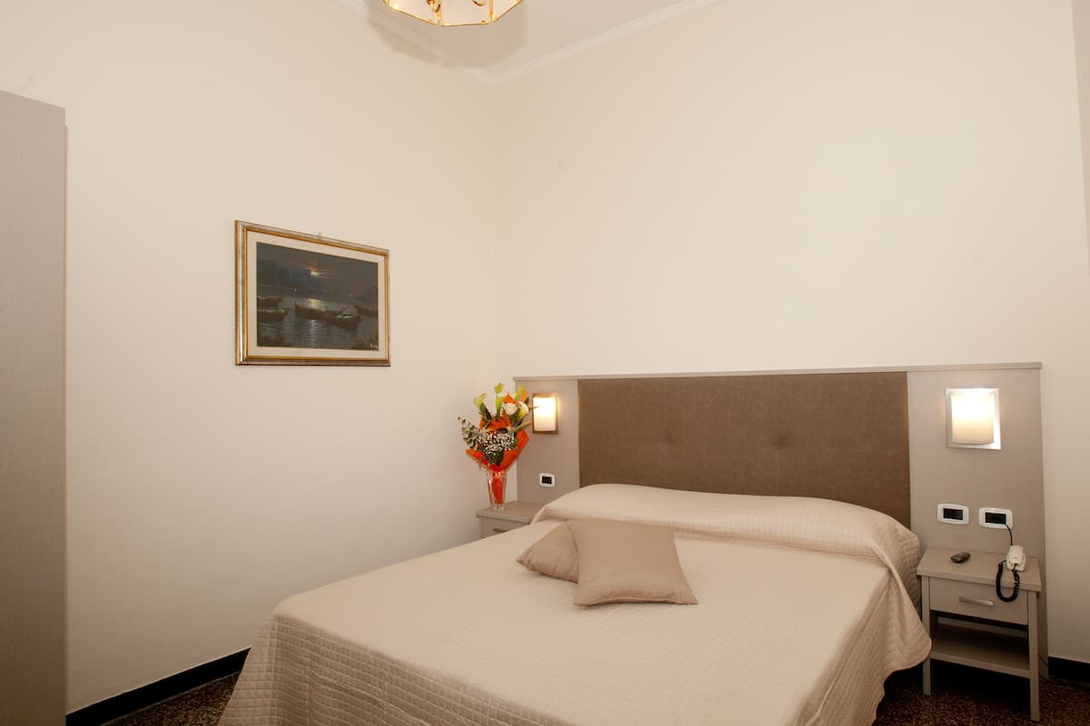 Down duvets, minibar, in-room safe, blackout curtains