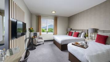 Chambre Double | Bureau, fer et planche Ă repasser, Wi-Fi gratuit