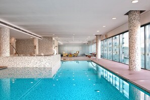 Indoor pool - Melia Ria Hotel & Spa (Aveiro)