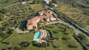 Aerial view - Hotel Borgo di Cortefreda Relais (Barberino Tavarnelle)