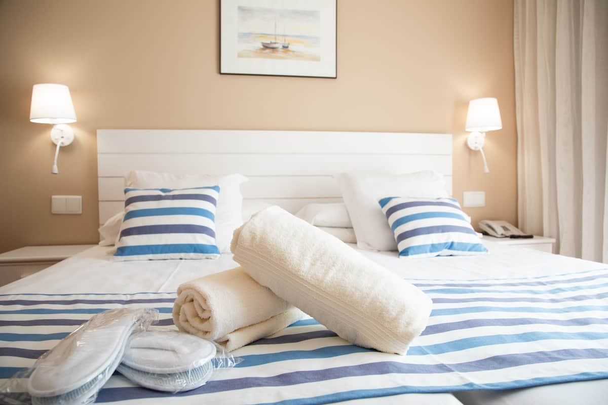 minibar, desk, blackout curtains, soundproofing