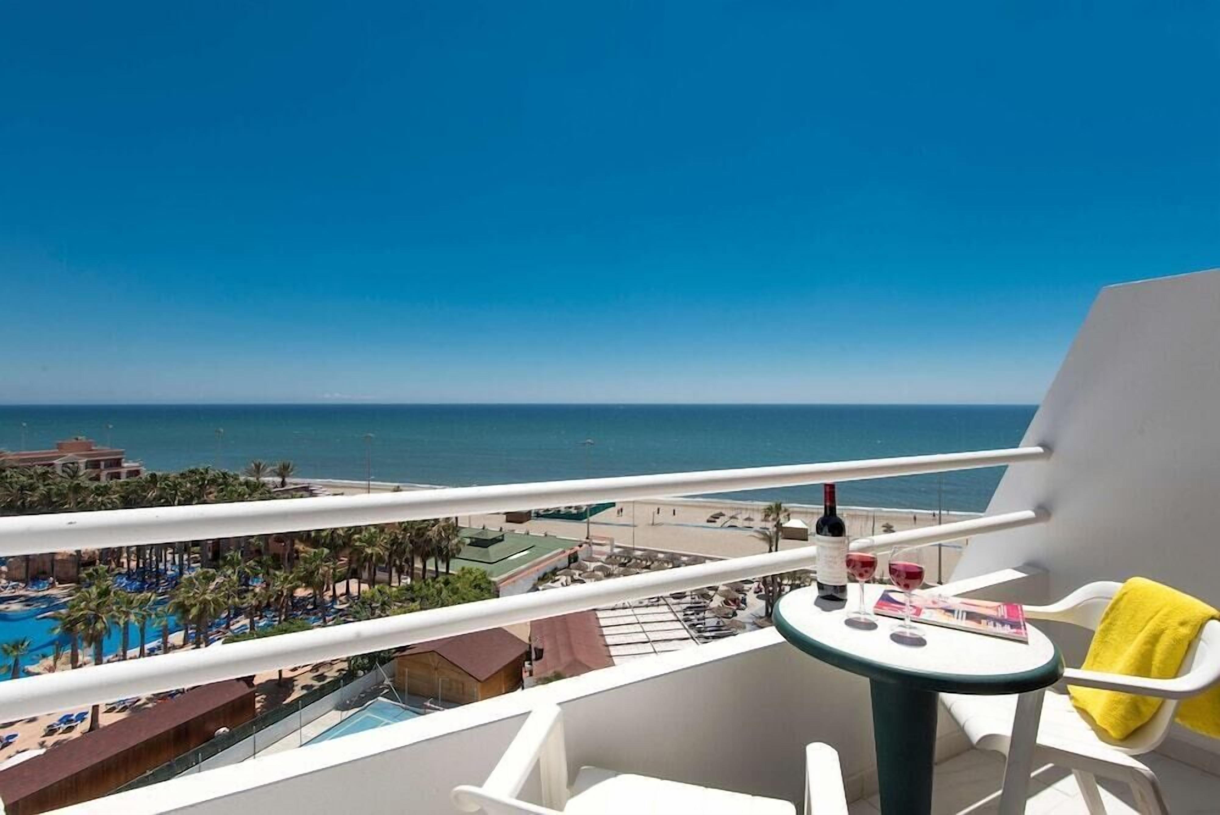 2 restaurants servant le petit déjeuner