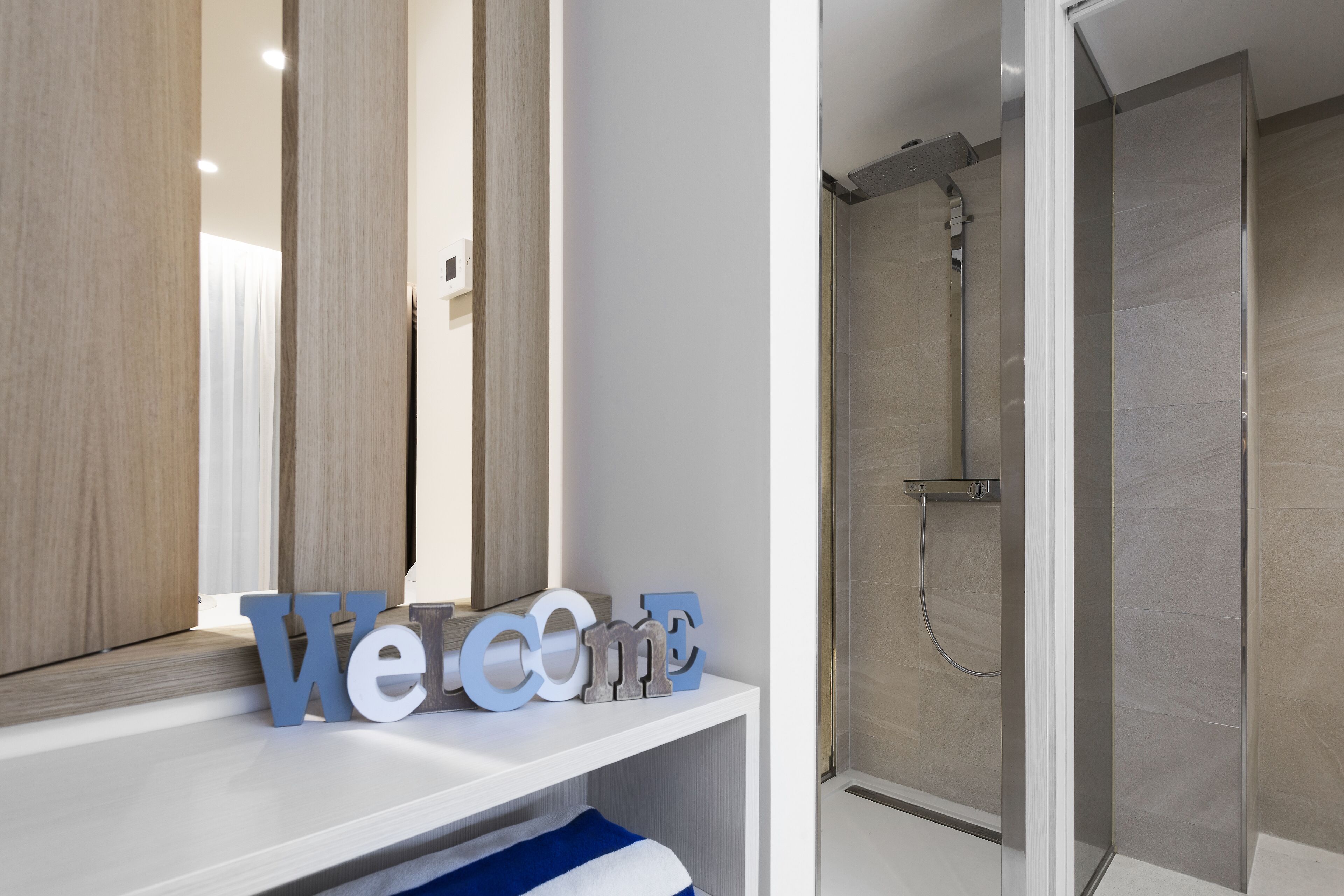 1 bedroom, in-room safe, desk, laptop workspace