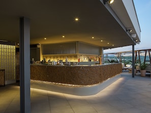 Snack bar
