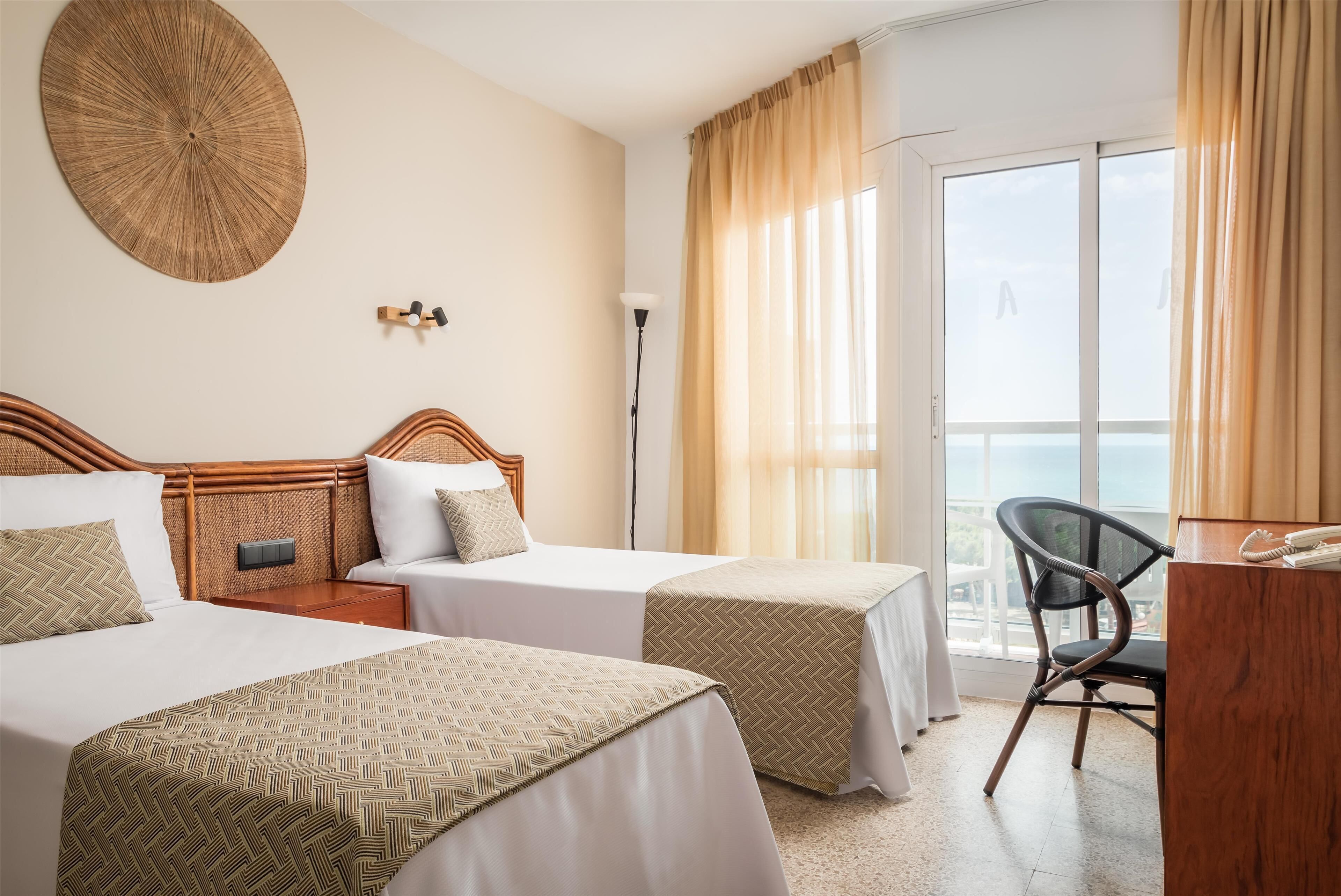 Bureau, Wi-Fi, draps fournis