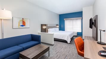 Standard Room, 1 King Bed | Hypo-allergenic bedding, desk, laptop workspace, blackout drapes