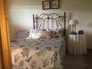 1 bedroom, Egyptian cotton sheets, premium bedding, in-room safe - Teresinajamaica (St. Ann's Bay)