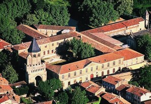 Exterior - Hotel Abbaye Ecole de Soreze (Soreze)
