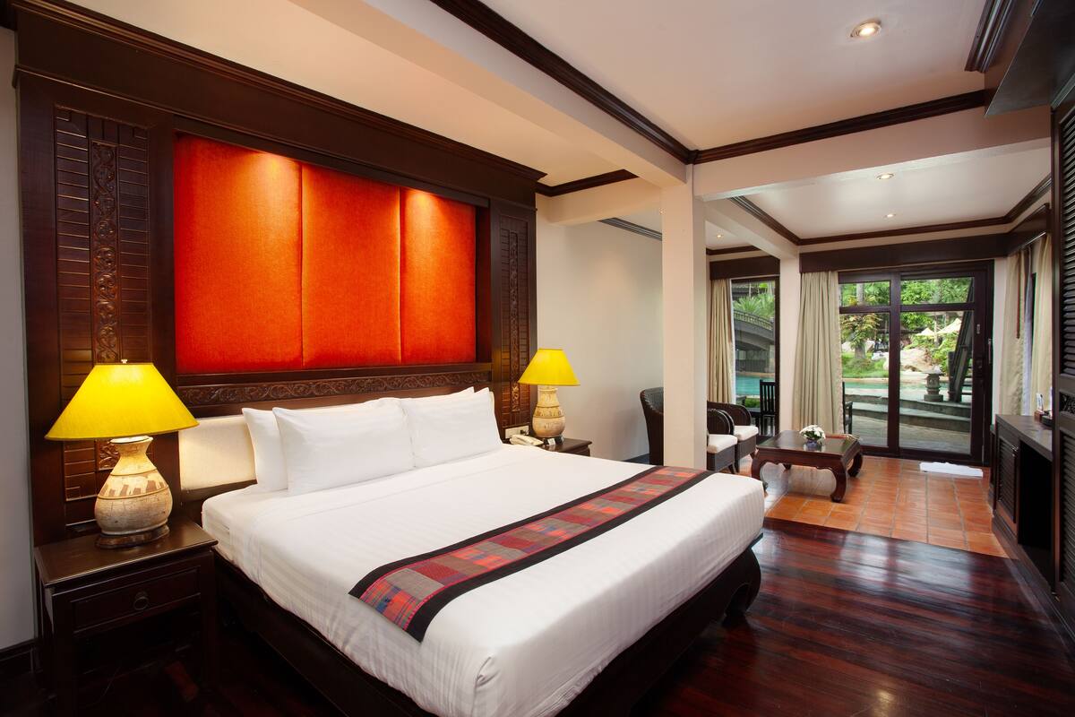 Deluxe Pool Access | ตู้นิรภัยในห้องพัก, ผ้าม่านกันแสง, Wi-Fi ฟรี, ผ้าปูที่นอน