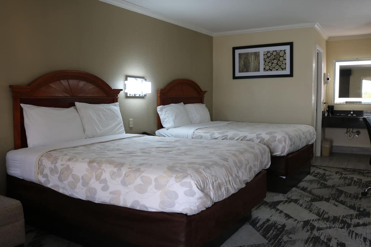 Chambre Standard, 2 grands lits, non-fumeur