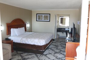 Bureau, fer et planche à repasser, Wi-Fi gratuit, draps fournis