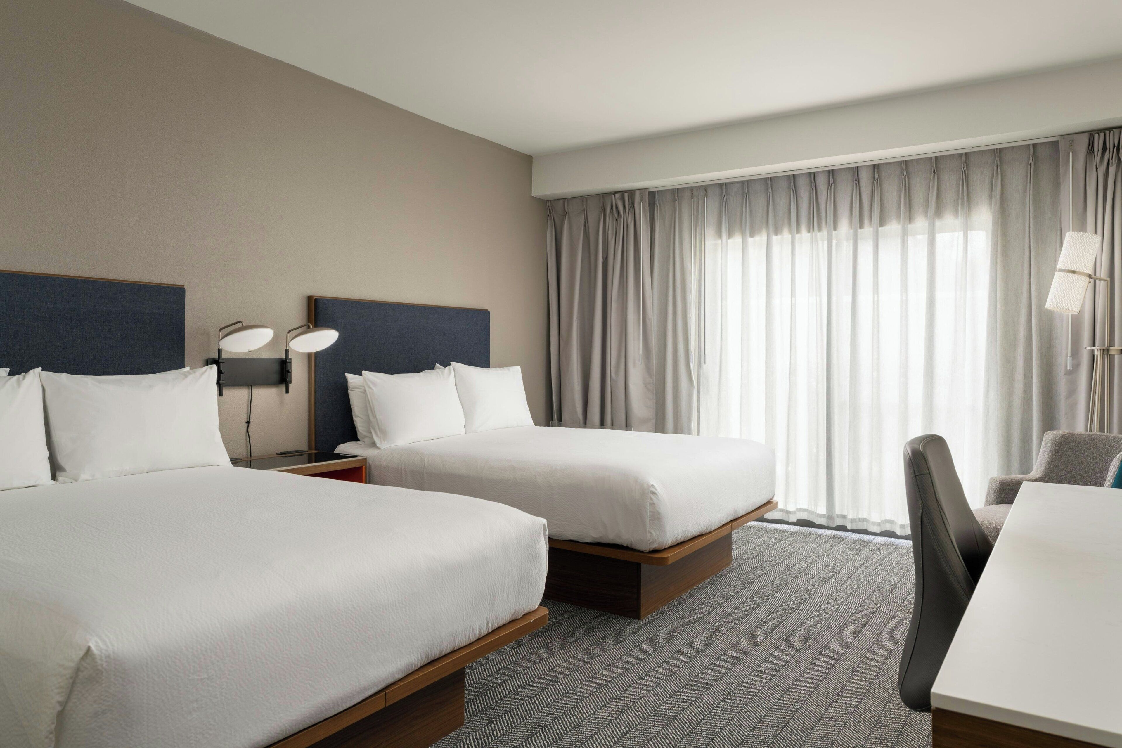 ห้องพัก, เตียงควีนไซส์ 2 เตียง | เครื่องนอนระดับพรีเมียม, ผ้านวมขนเป็ด, เตียงเมมโมรีโฟม