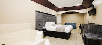Sapphire Inn & Suites