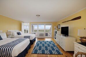 Camas plegables/adicionales y ropa de cama 