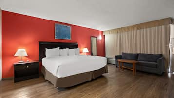 Standard Room, 1 King Bed, Non Smoking, Jetted Tub | Pillowtop beds, desk, iron/ironing board, free cribs/infant beds