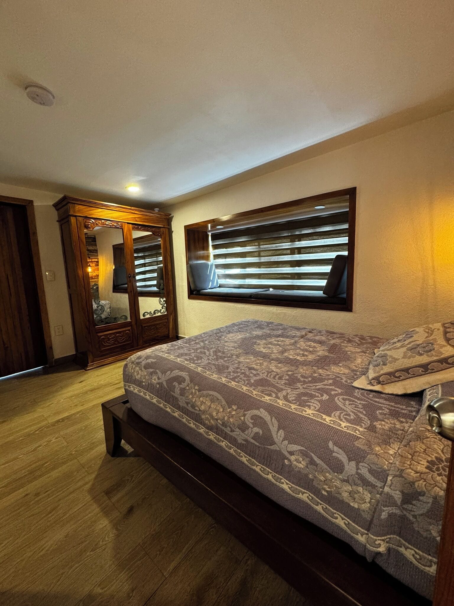 city double room, 1 bedroom | premium bedding, down duvets, in-room safe, individually furnished