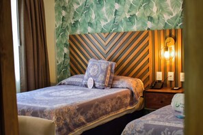 Standard Double Room, 2 Double Beds | Premium bedding, down comforters, in-room safe, individually furnished - Hotel Isabel (Guadalajara)
