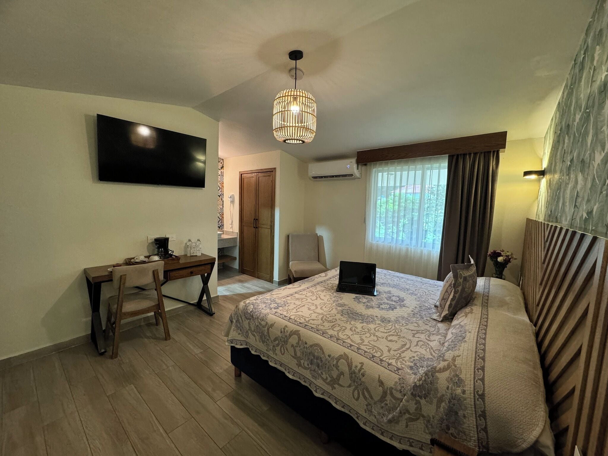 junior room | premium bedding, down duvets, in-room safe, individually furnished