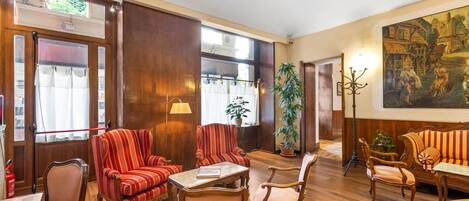 Sala de estar en el lobby