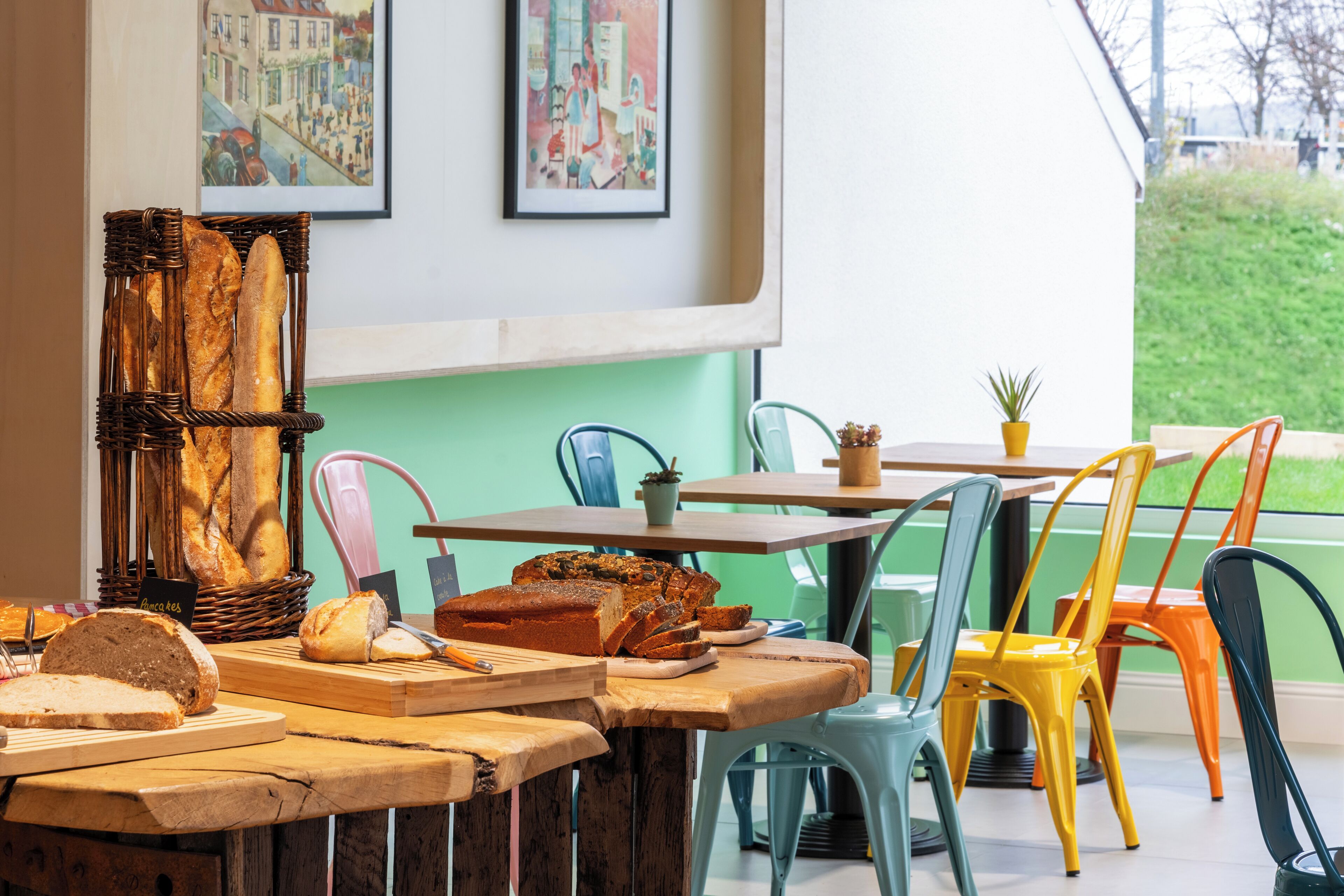 Petit déjeuner buffet servi tous les jours en supplément