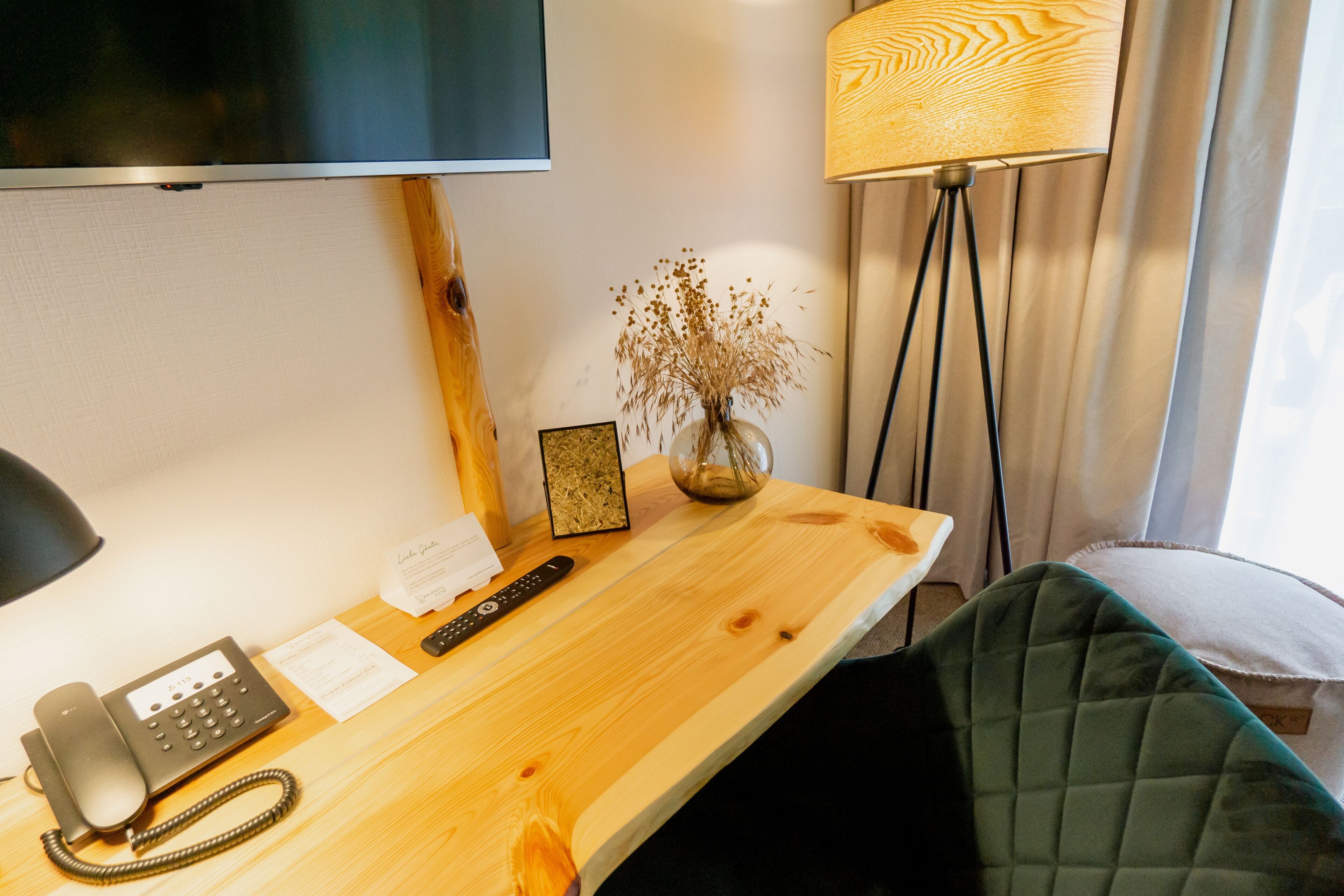 superior double room, balcony | room amenity